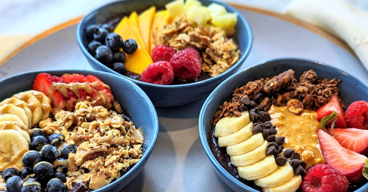 3 vibrant and refreshing acai bowl using Struesli granola for crunchy texture.