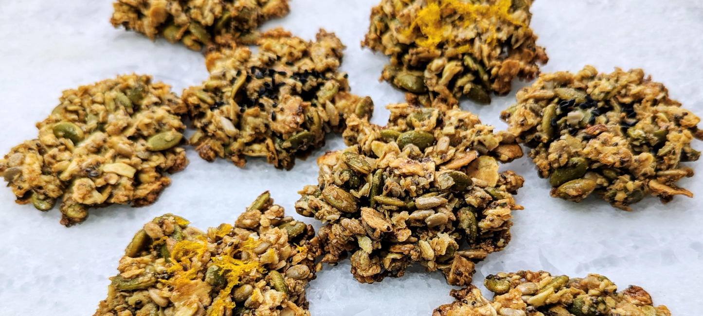 2 Ingredient crispy, vegan cookies free from gluten and grains.