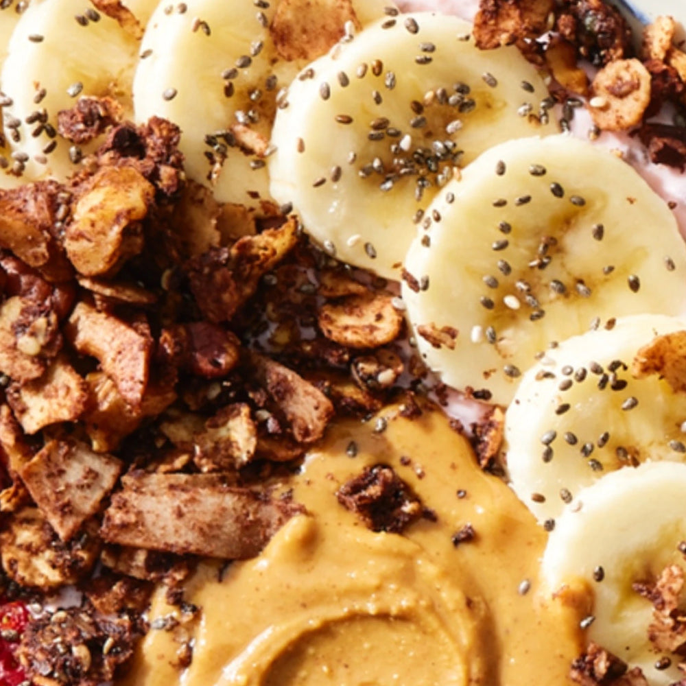 Yogurt bowl with Struesli cacao + coffee